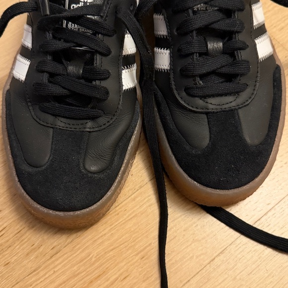 Adidas Samba - Picture 2 of 5